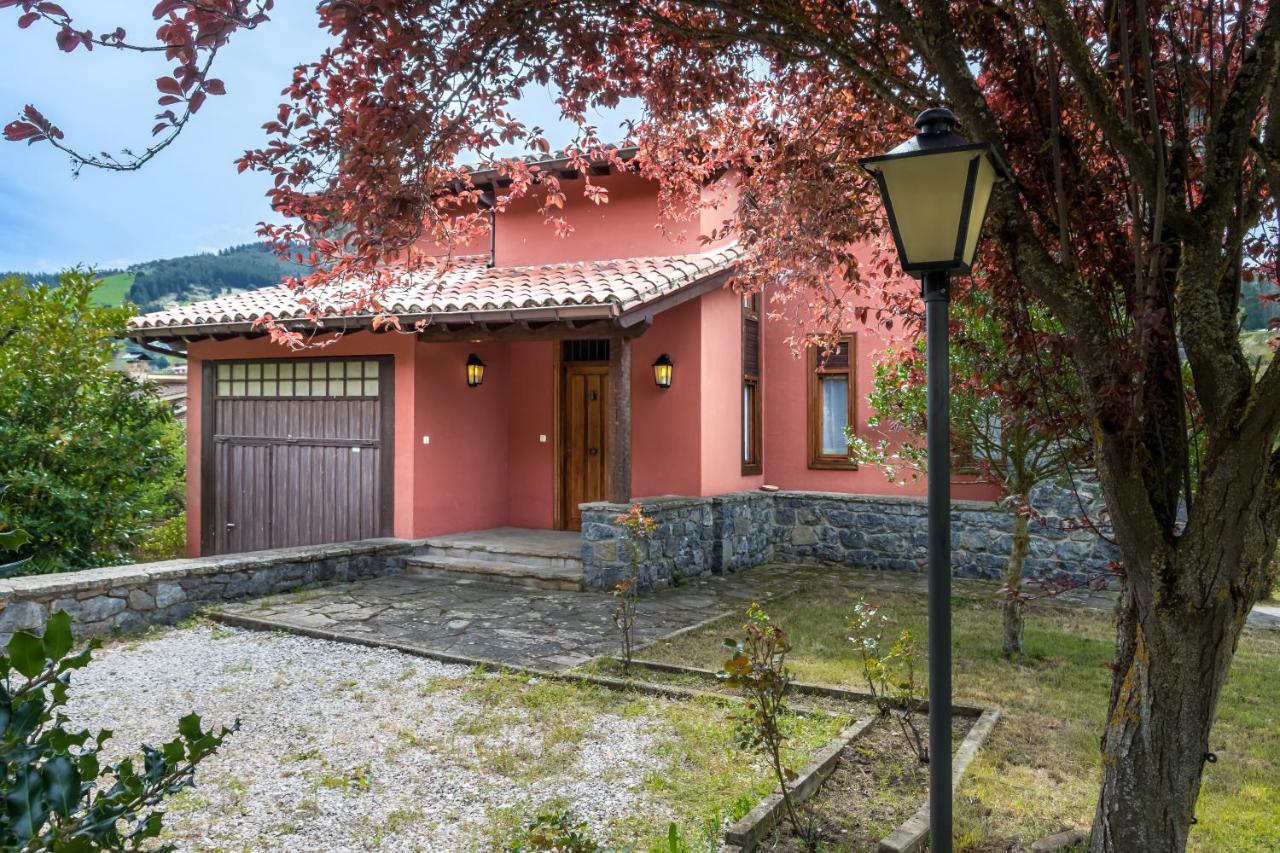 Exclusivo Chalet En Potes Esterno foto